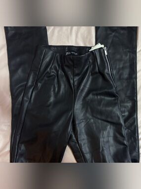 Zara Black Faux Leather Women Trousers with Side Zip